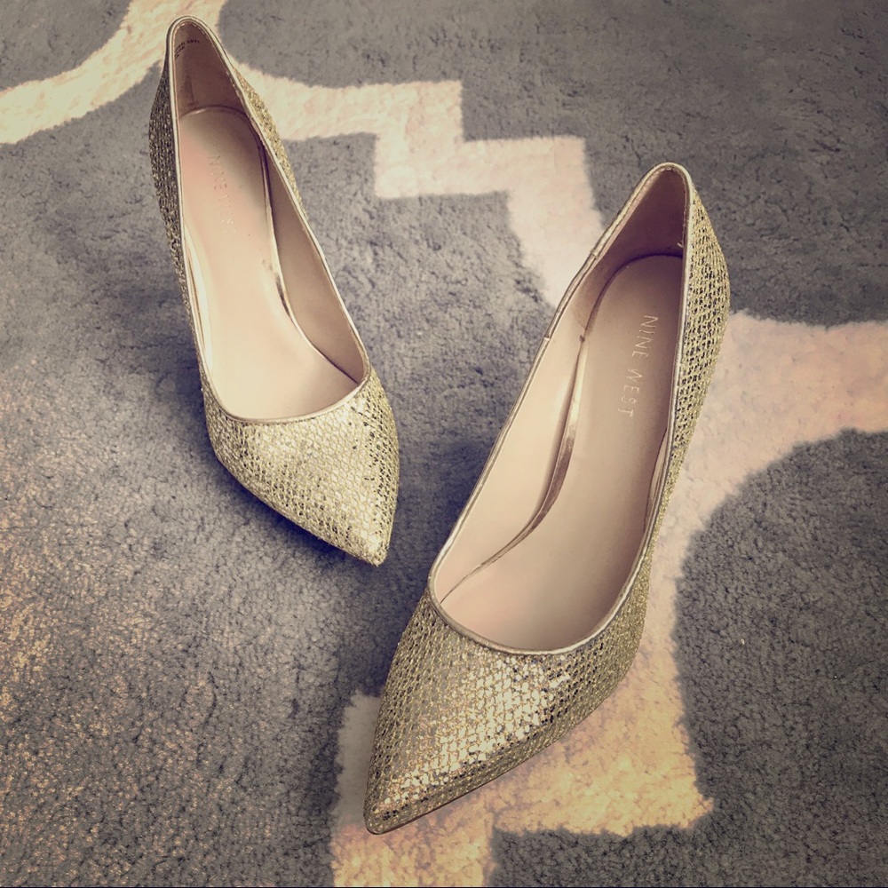 New Nine West Gold Heels